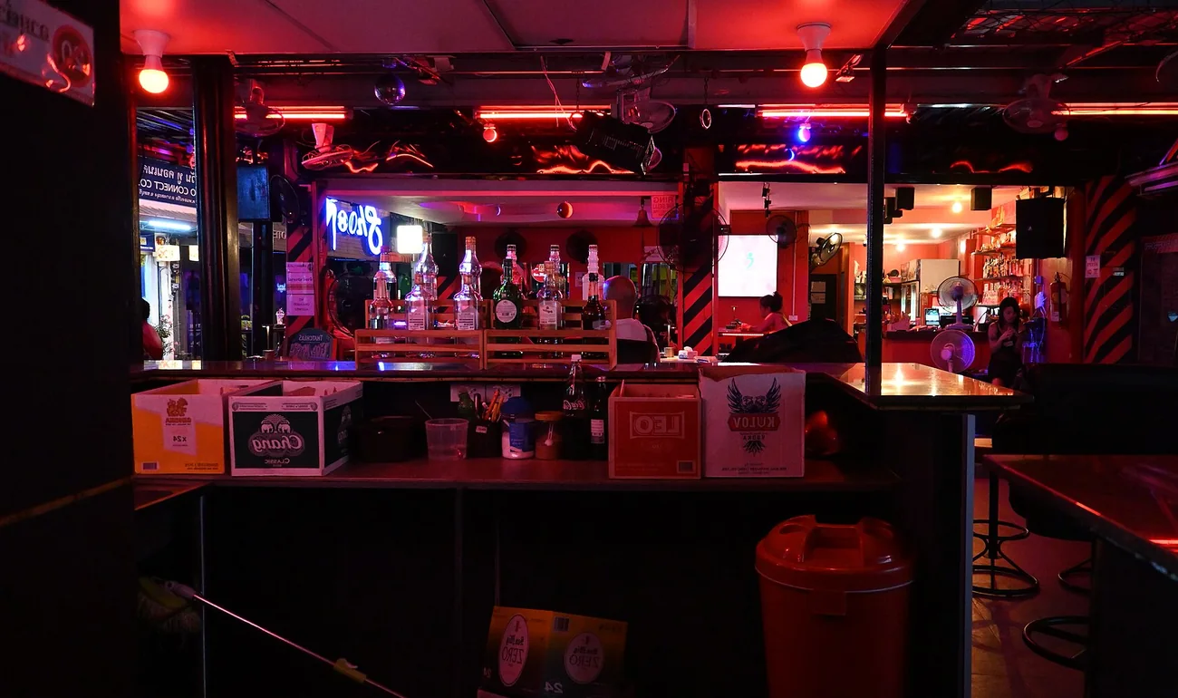 Hệ thống âm thanh ánh sáng lounge bar